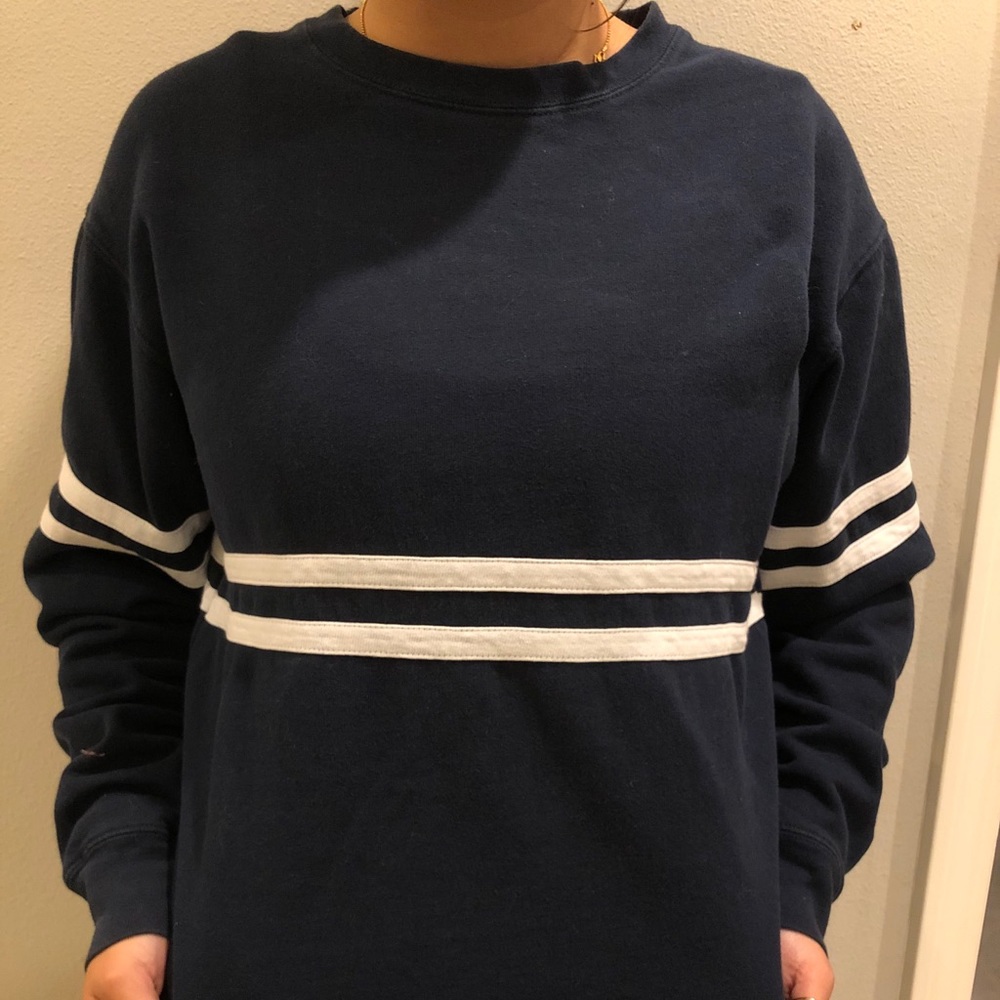 Brandy Melville Crewneck
